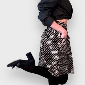 H&M Printed Midi Skirt with Pockets - Size 6